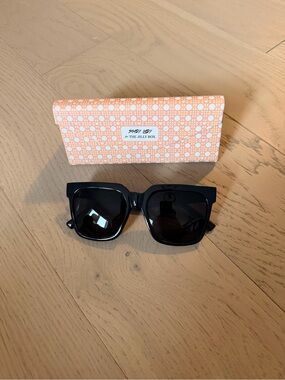 Shady Lady X The Jilly Box Black Square Sunglasses